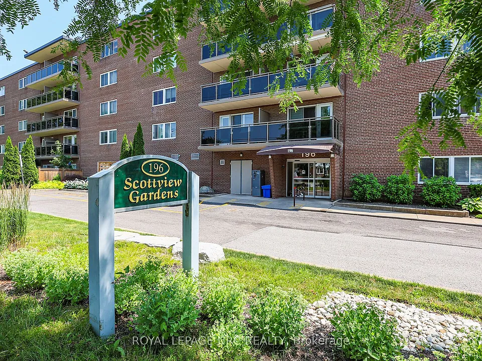 196 Scott St #208