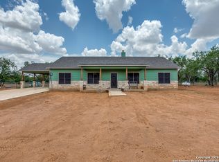 6451 Bluntzer Rd, Jourdanton, TX 78026