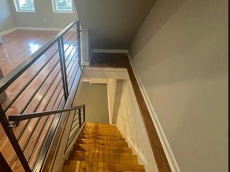 733 N 44th St #1A — Photo 10