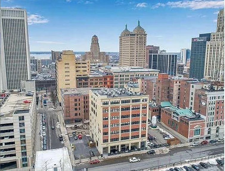 Building Photo - 210 Ellicott St #404