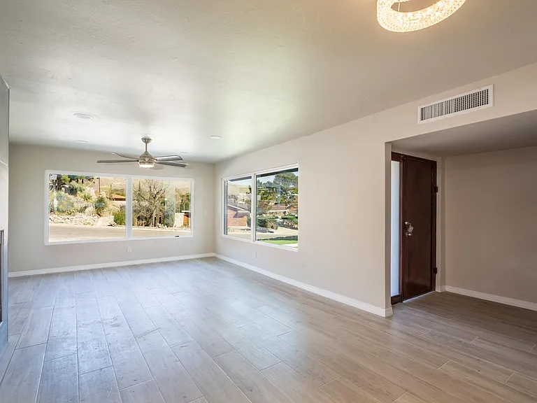 4010 Bancroft Dr #1 — Photo 26