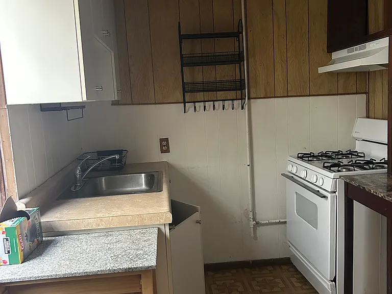 270 Fowler Ave — Photo 16