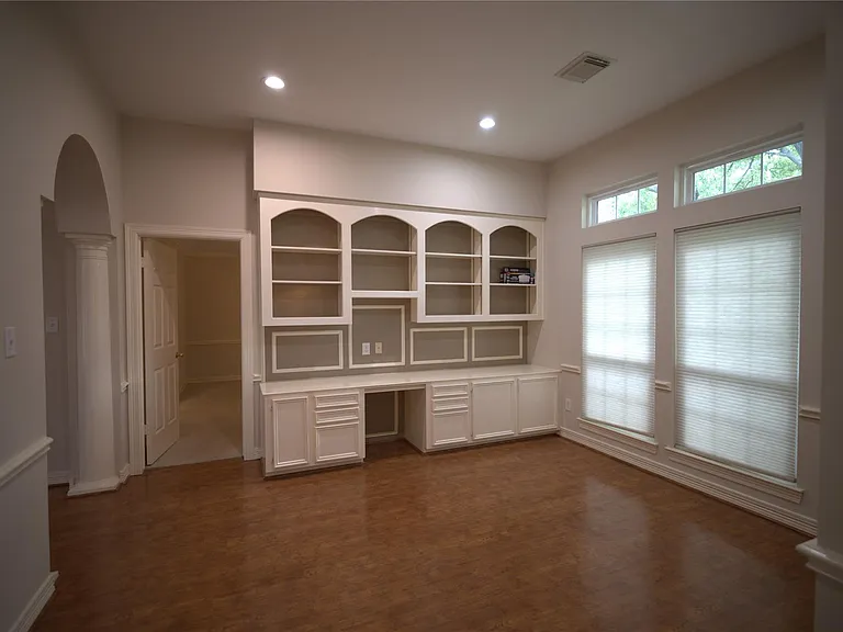 1839 Lake Winds Dr — Photo 23
