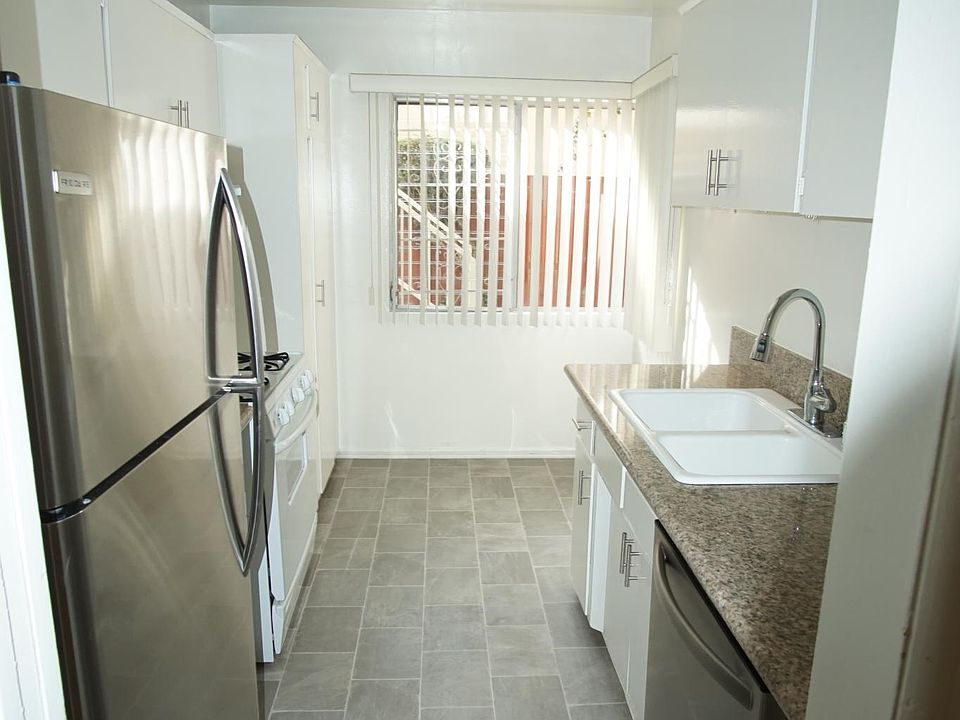 1st image of 3344 Keystone Ave #6