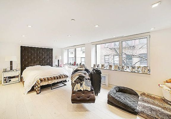 5th image of 350 E 81st St #5
