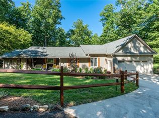 41 Golf View Ct, Jasper, GA 30143