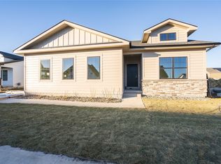 402 SW 17th St, Ankeny, IA 50023