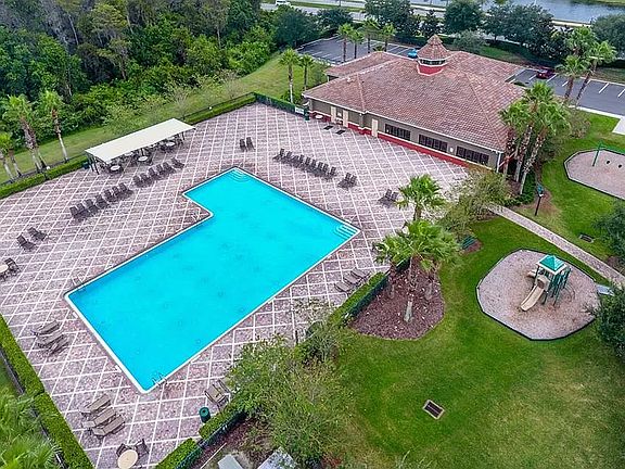 3rd image of 3345 Rodrick Cir