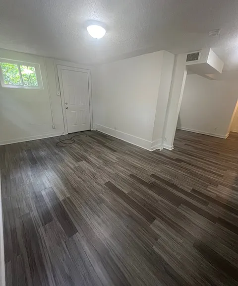 212 W Wood St #212B — Photo 4