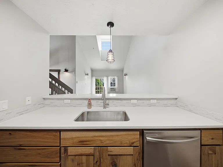 848 N Chase Rd #205 — Photo 11