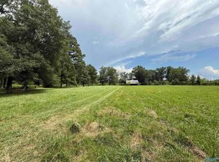 2658 Nanceford Rd, Hartselle, AL 35640