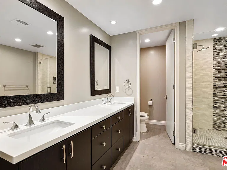 1260 S Beverly Glen Blvd #304 — Photo 19
