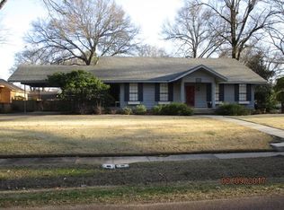 119 W Harding Ave, Greenwood, MS 38930