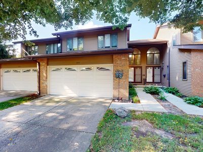 1445 N Picadilly Cir, Mount Prospect, IL, 60056