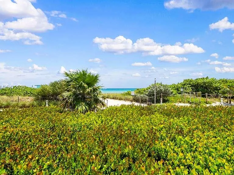 6917 Collins Ave #L-107 — Photo 6