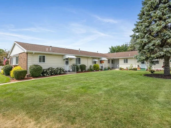 5946 Leisure South Dr SE, Kentwood, MI 49548