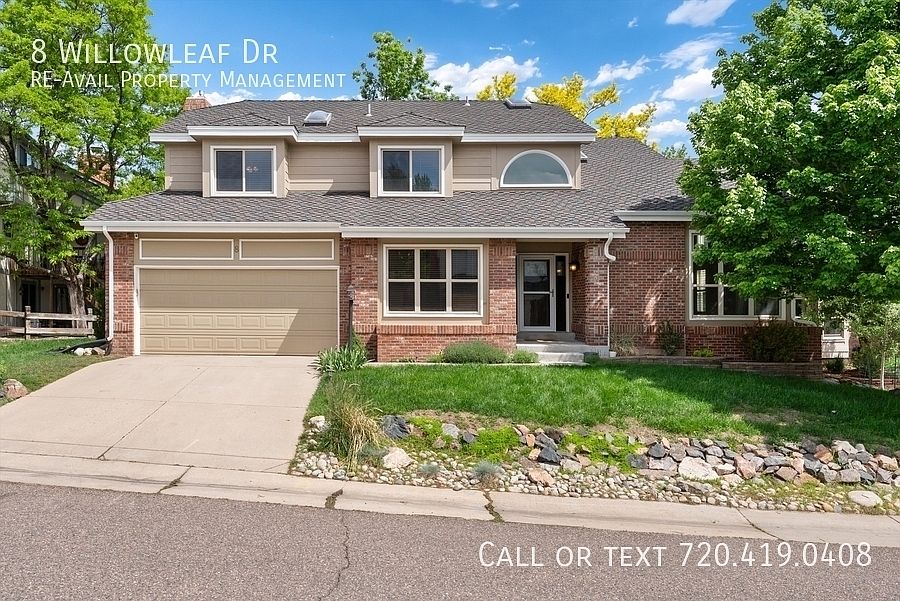 1st image of 8 Willowleaf Dr