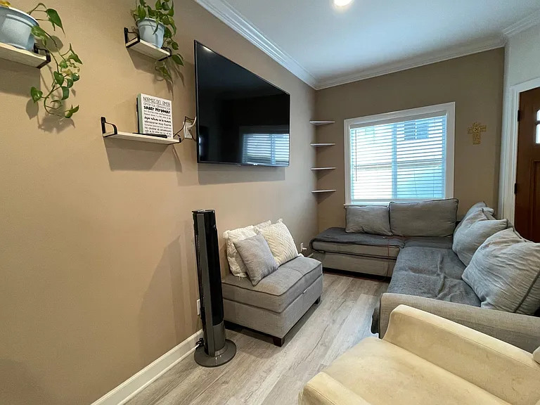 6518 Walker Ave — Photo 5