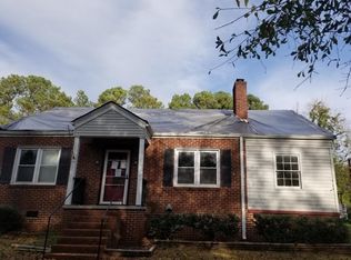 2048 Corinth Dr, Seneca, SC 29672