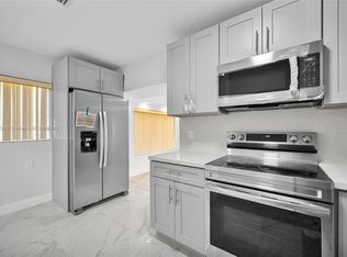 6525 SW 28th St, Miramar, FL 33023