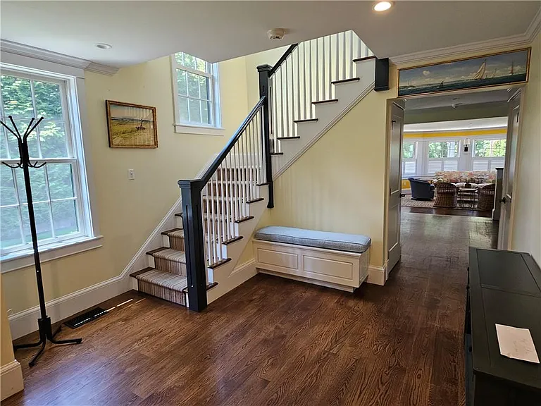 209 Coggeshall Ave — Photo 23