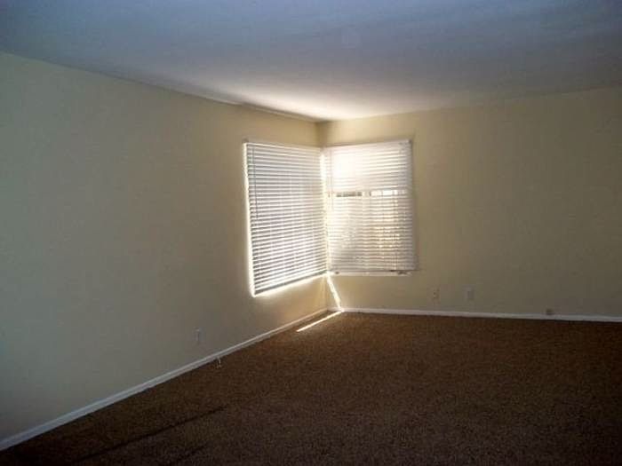 1st image of 4140 Somerset Dr