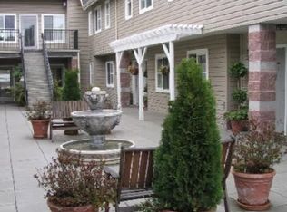 175 1st Ave NW #112, Issaquah, WA