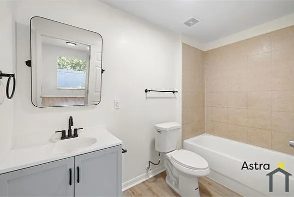 966 22nd Ave S #101 — Photo 9