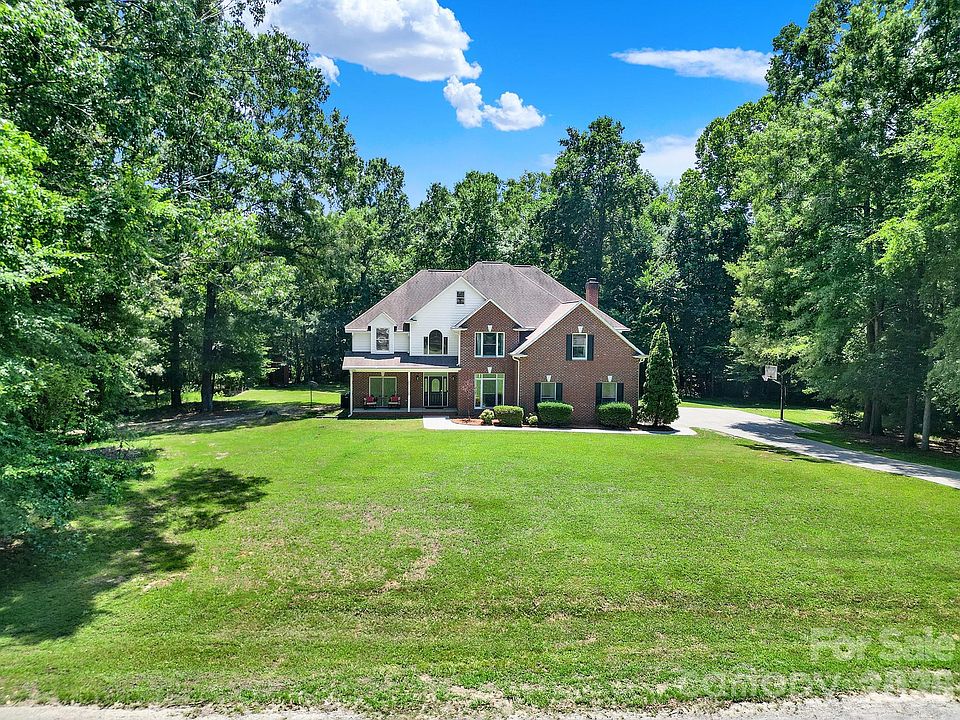 1st image of 1583 Calder Ln