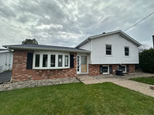 1723 E Grand Ave, Lake Villa, IL 60046