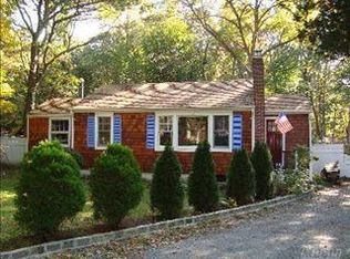 32 Half Mile Rd, Middle Island, NY 11953