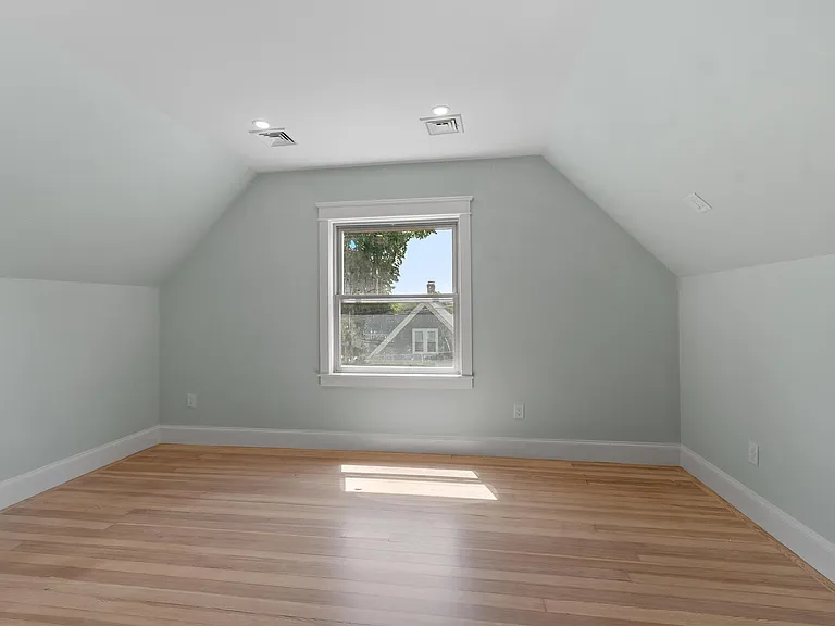 61 Warren St #2 — Photo 26