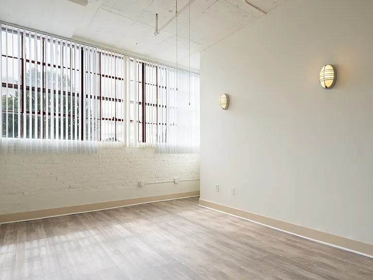 The Biggs Building — Photo 3