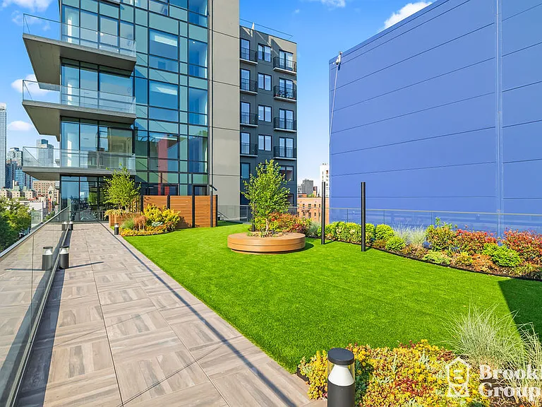556 Baltic St #310 — Photo 34