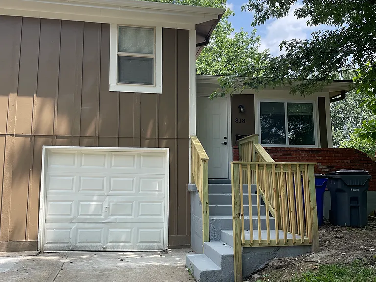 816-818 S Grant Ter — Photo 19