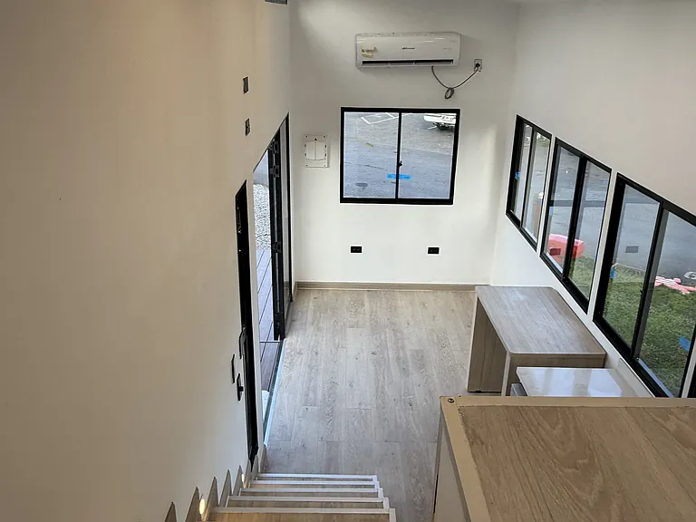 27 Varda St — Photo 3