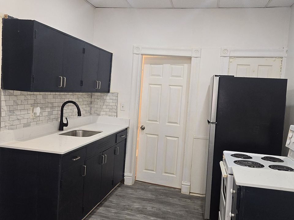 1st image of 258 Hamilton Rd #2