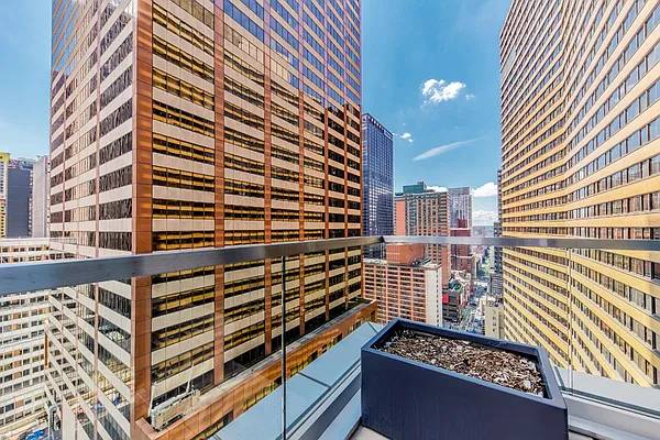 Rented by Lin Pan Realty Group LLC | media 77