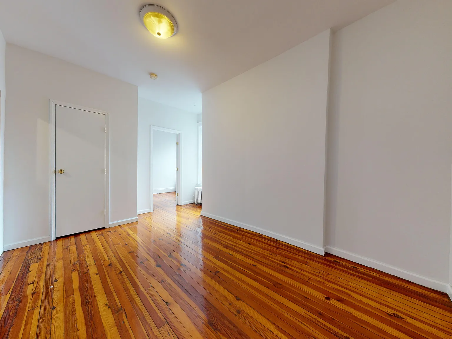 1427 York Avenue — Photo 2