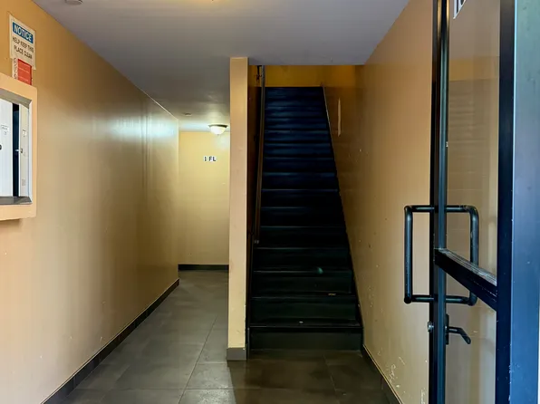 101-18 39th Avenue image 2 of 12