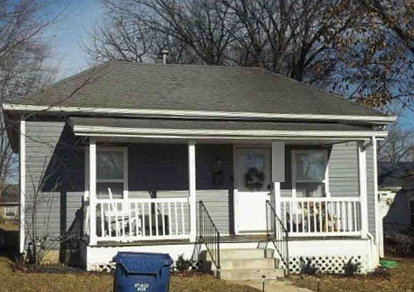 1st image of 119 N 8th St