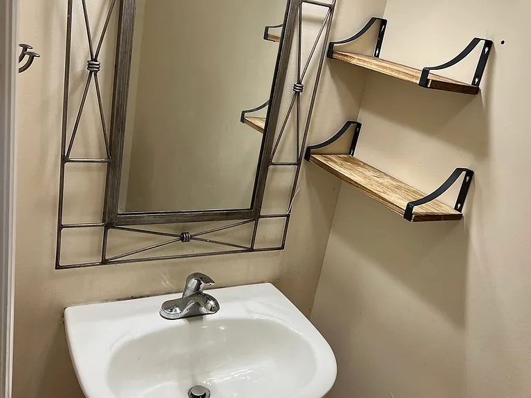 Meadow Ridge Dr — Photo 11