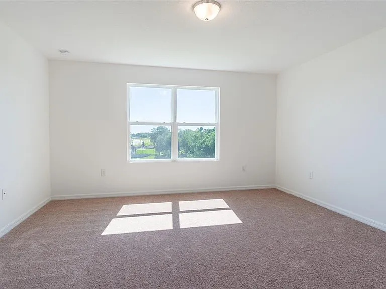 394 Madison Dr — Photo 11