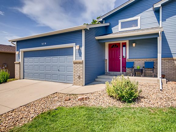 3rd image of 529 Hawthorn Cir