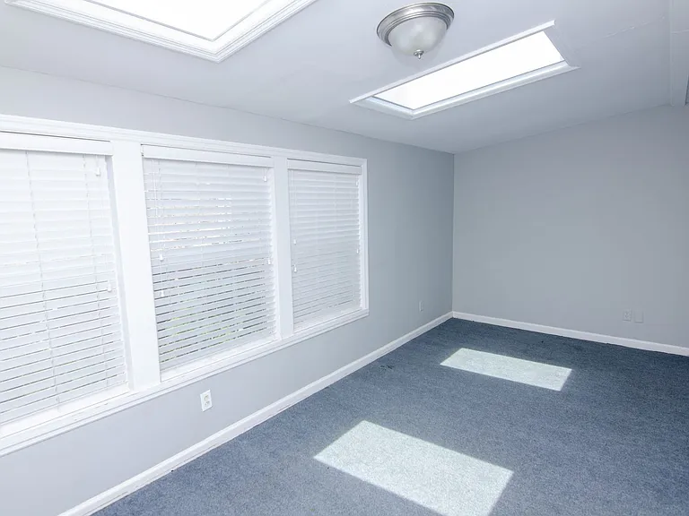 3105B Wellington Ave #B — Photo 9
