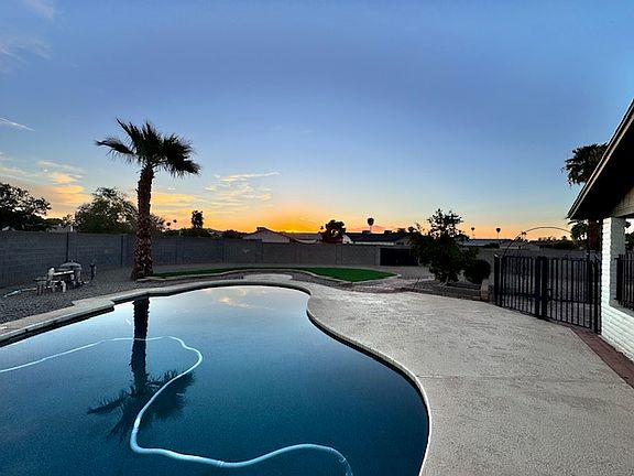 2nd image of 5626 S La Rosa Dr