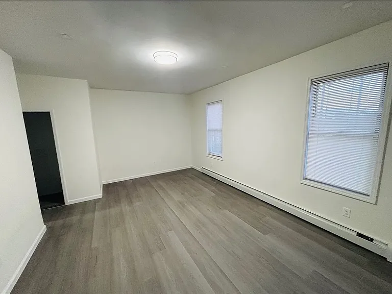 953 71st St #2 — Photo 5