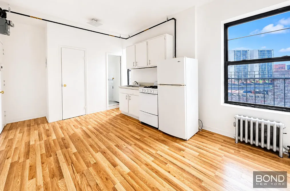 334 East 79th Street — Photo 2