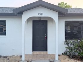 493 Las Palmas Cir, Avon Park, FL