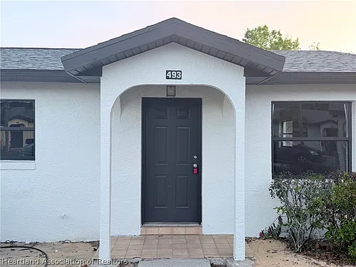 493 Las Palmas Cir Photo 1